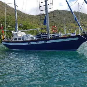 Bateau-hôtel On A Beautiful Ocean Going Classic Schooner!, Barcelone